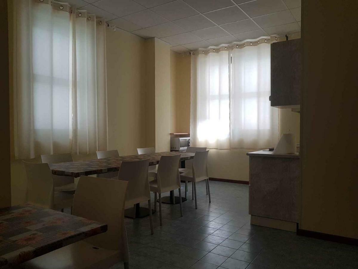 Hotel Piramide Реджо-нель-Емілія Екстер'єр фото