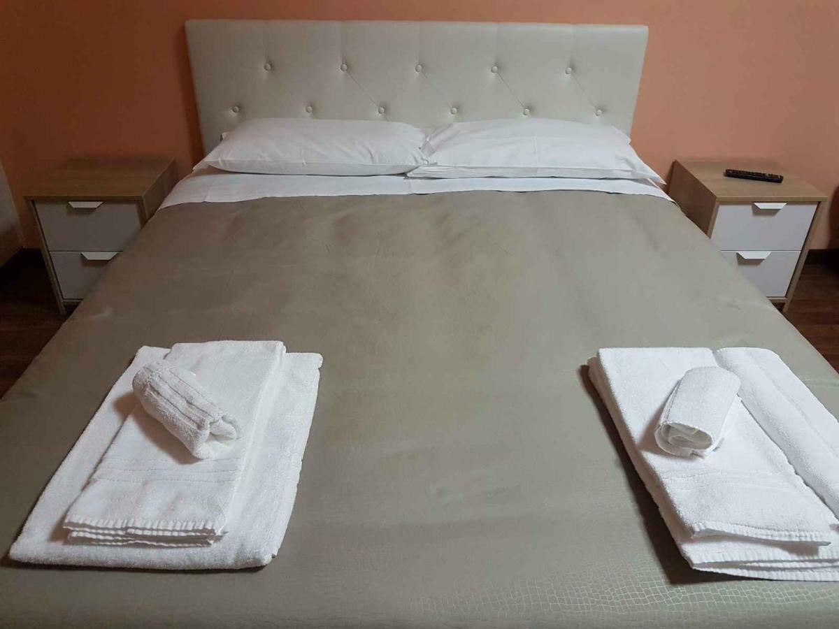 Hotel Piramide Реджо-нель-Емілія Екстер'єр фото