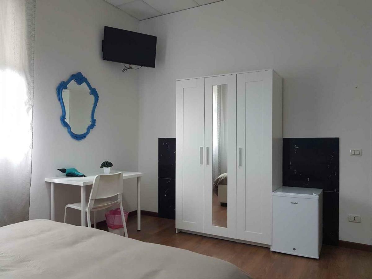 Hotel Piramide Реджо-нель-Емілія Екстер'єр фото