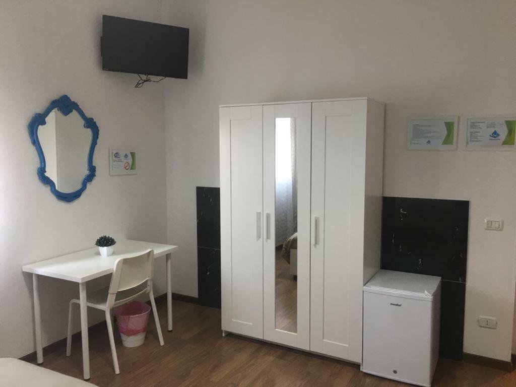 Hotel Piramide Реджо-нель-Емілія Екстер'єр фото